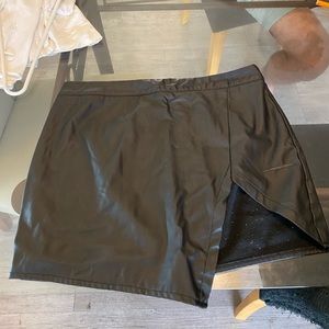 Leather skirt with slit